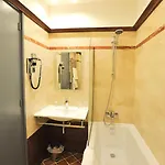 Hotel Des Falaises 3*