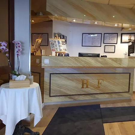 Des Falaises Hotel