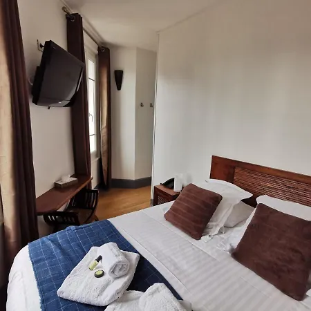 Des Falaises Hotel 3*