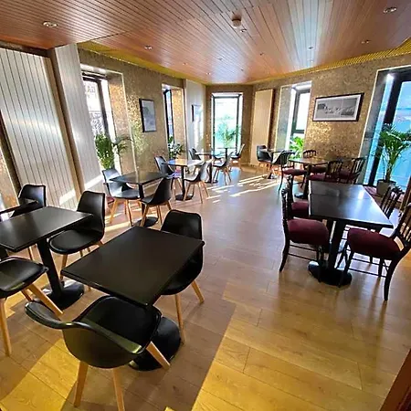 Des Falaises Hotel 3*
