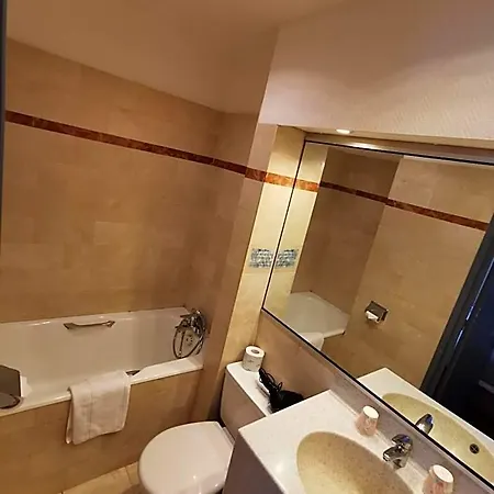 Hotel Des Falaises 3*