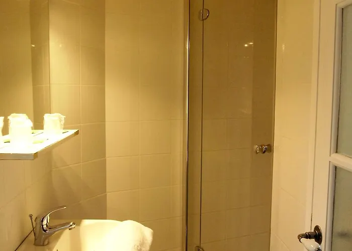 Des Falaises Отель Этрета