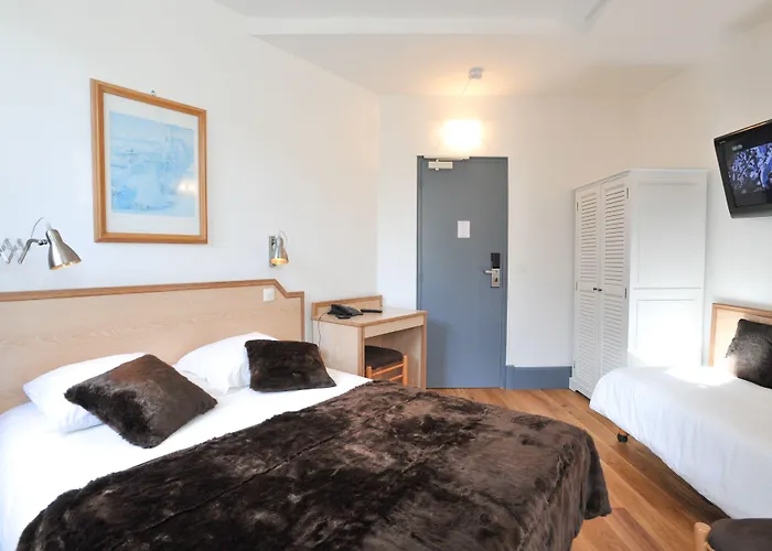 Otel Des Falaises 3*